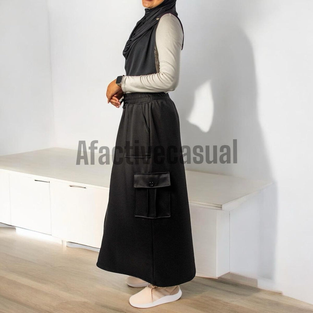 Afactivecasual Sporty Cargo Skirt (standard and Plus sizes available)