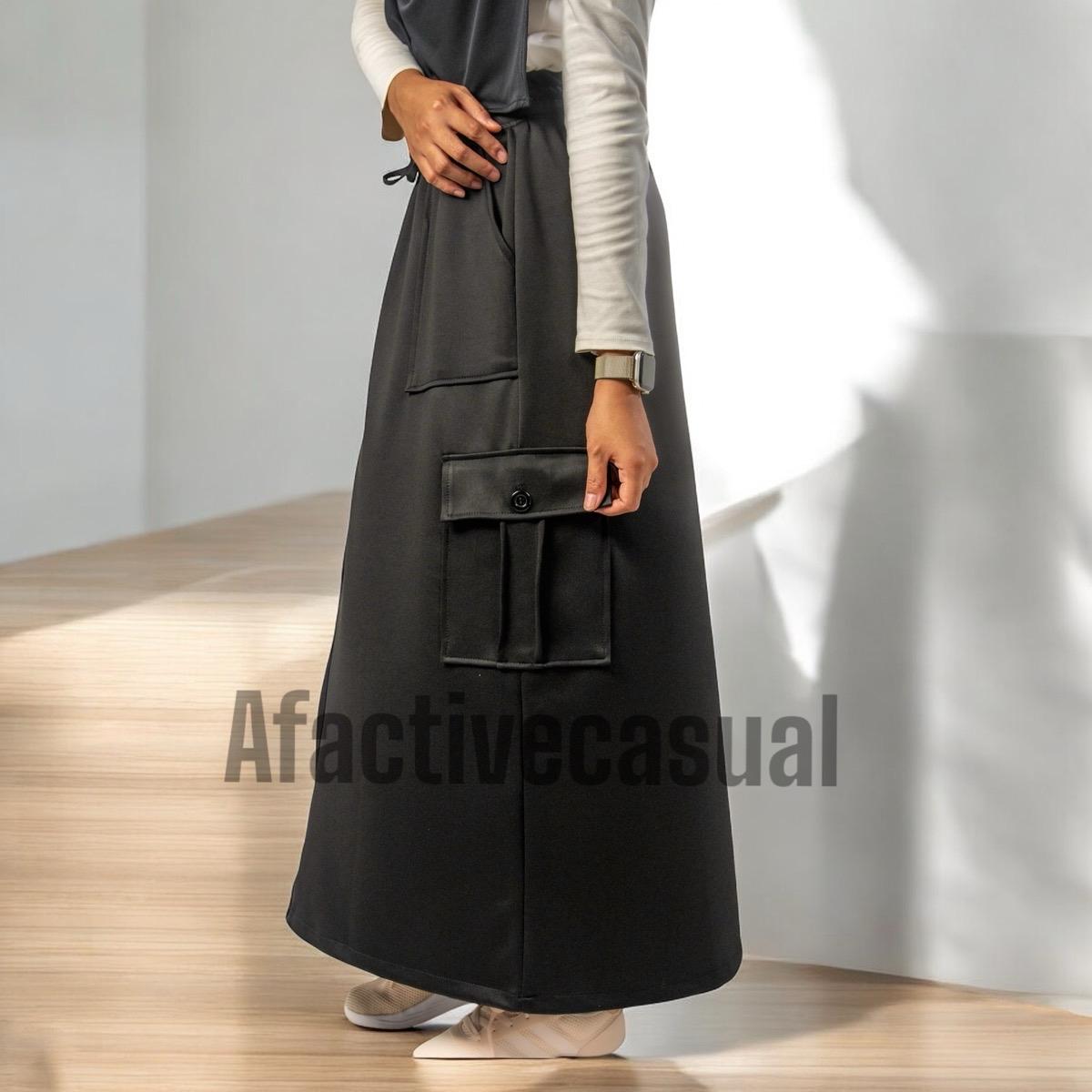 Afactivecasual Sporty Cargo Skirt (standard and Plus sizes available)