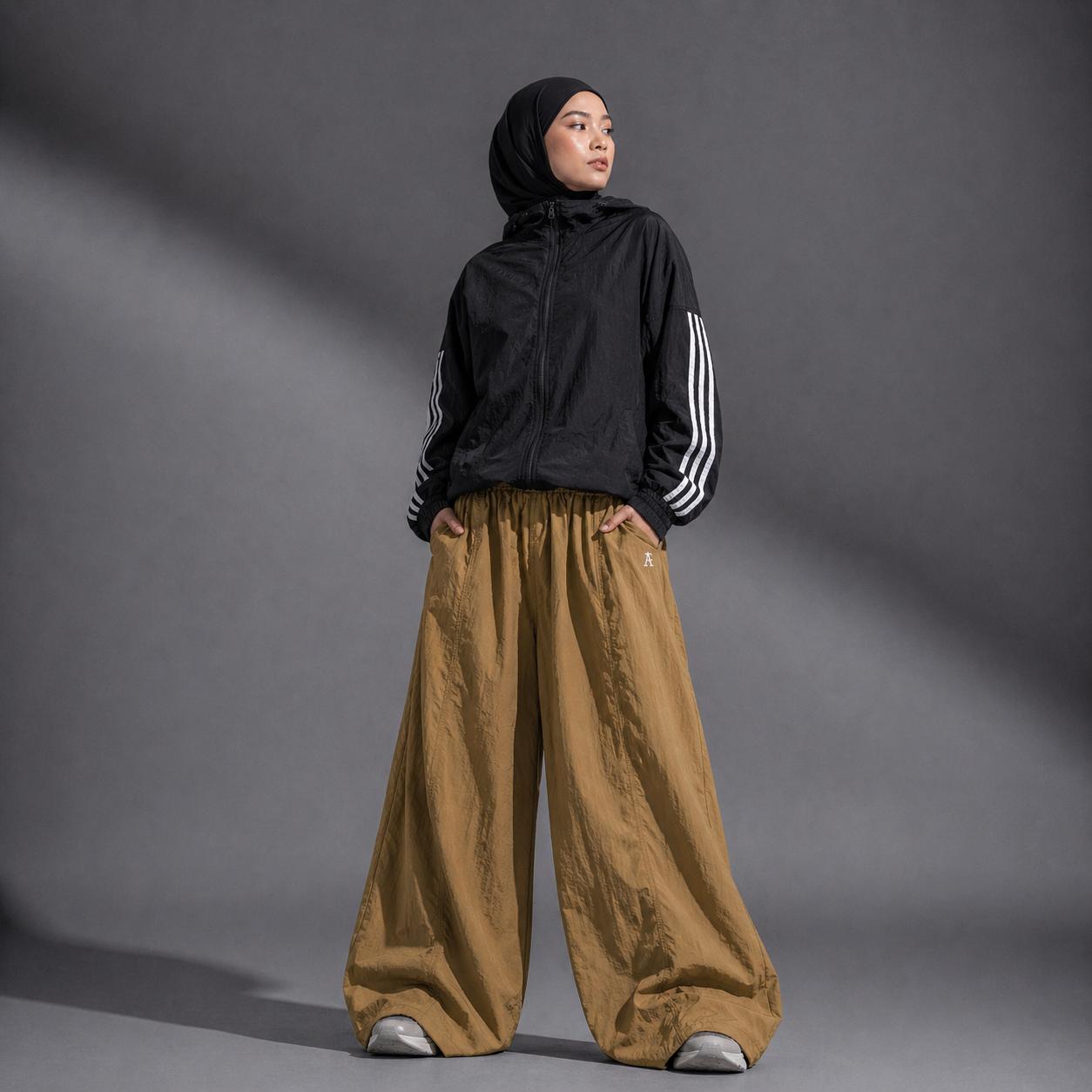Af Lynessa Baggy Pants in Crinkled Nylon Light Weight