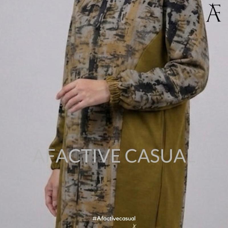 Monogrid oversize drifit tunic